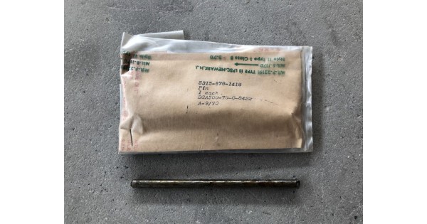PIN HEADED TRANSMISSION M151