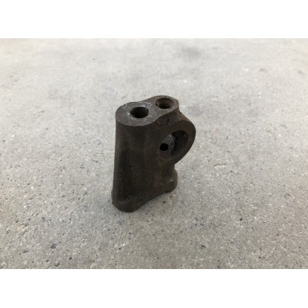 ROCKER SHAFT BRACKET M38A1