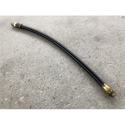 OIL LINE FLEXIBLE SHORT M38A1