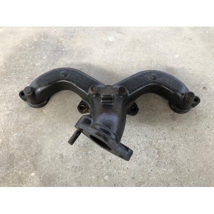 EXHAUST MANIFOLD ASSEMBLY M38A1