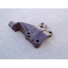 FLANGE STEERING KNUCKLE RIGHT M37