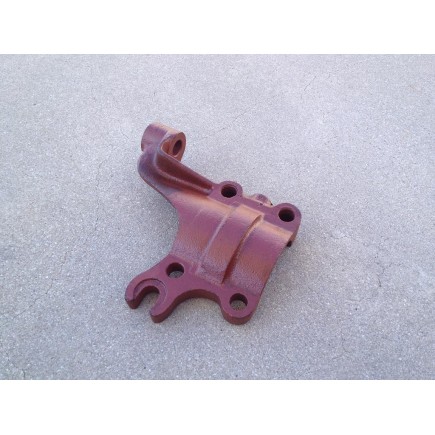 FLANGE STEERING KNUCKLE LEFT M37